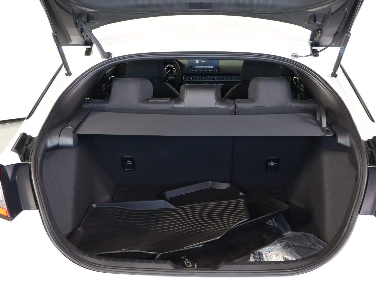 2025 Honda Civic Hatchback Sport - Photo 17