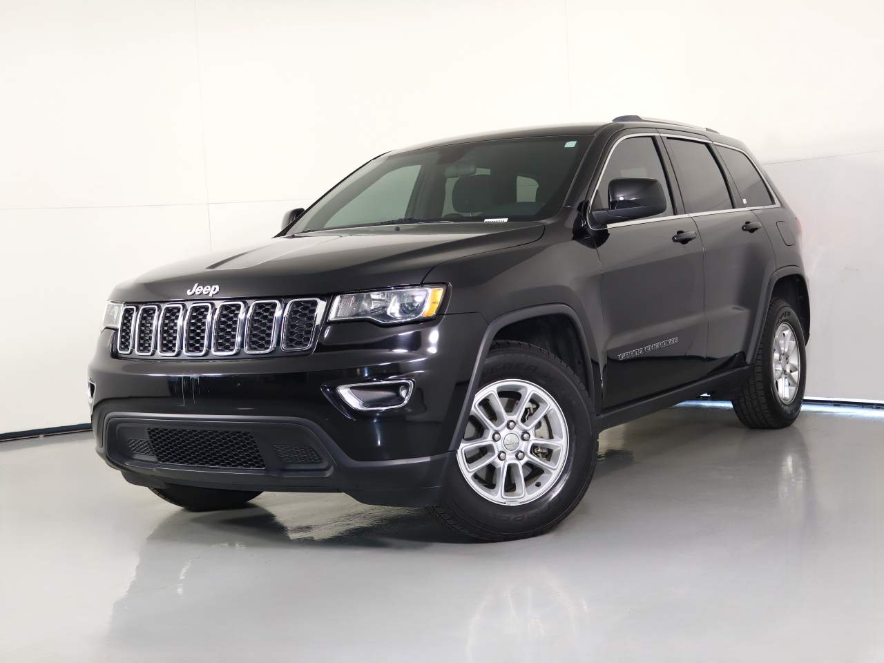 2018 Jeep Grand Cherokee Laredo E