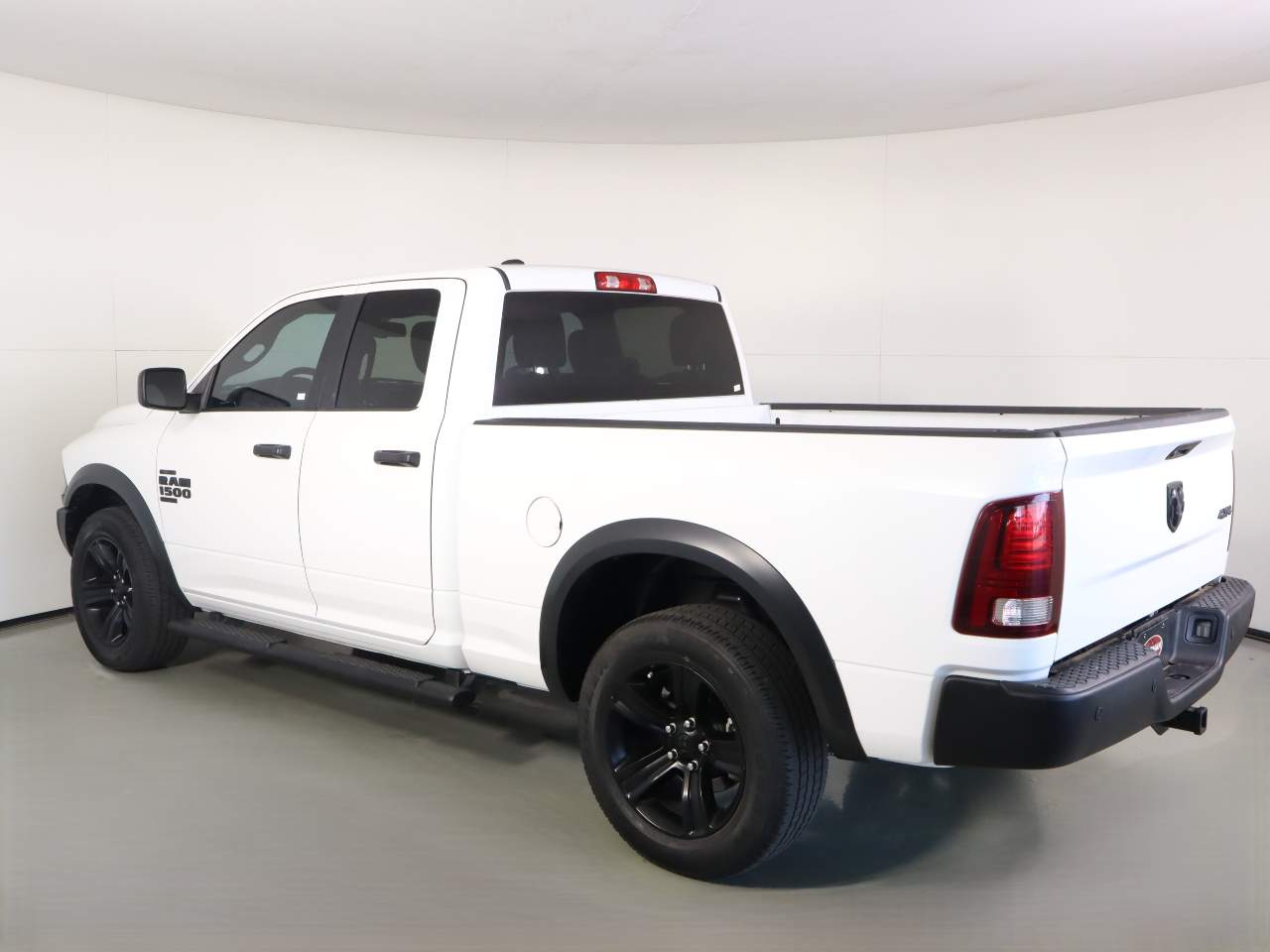 2022 Ram 1500 Classic SLT Extended Cab