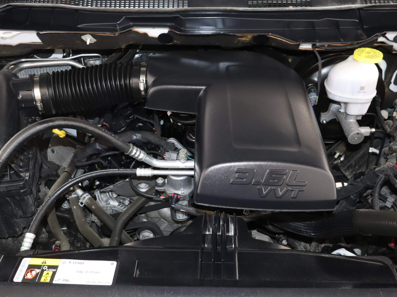 2022 Ram 1500 Classic SLT Extended Cab