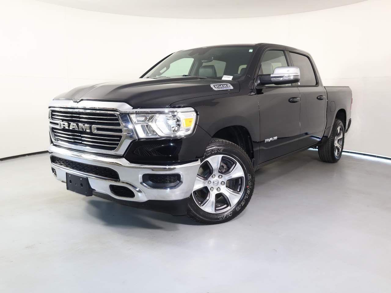 2024 Ram 1500 Laramie Crew Cab