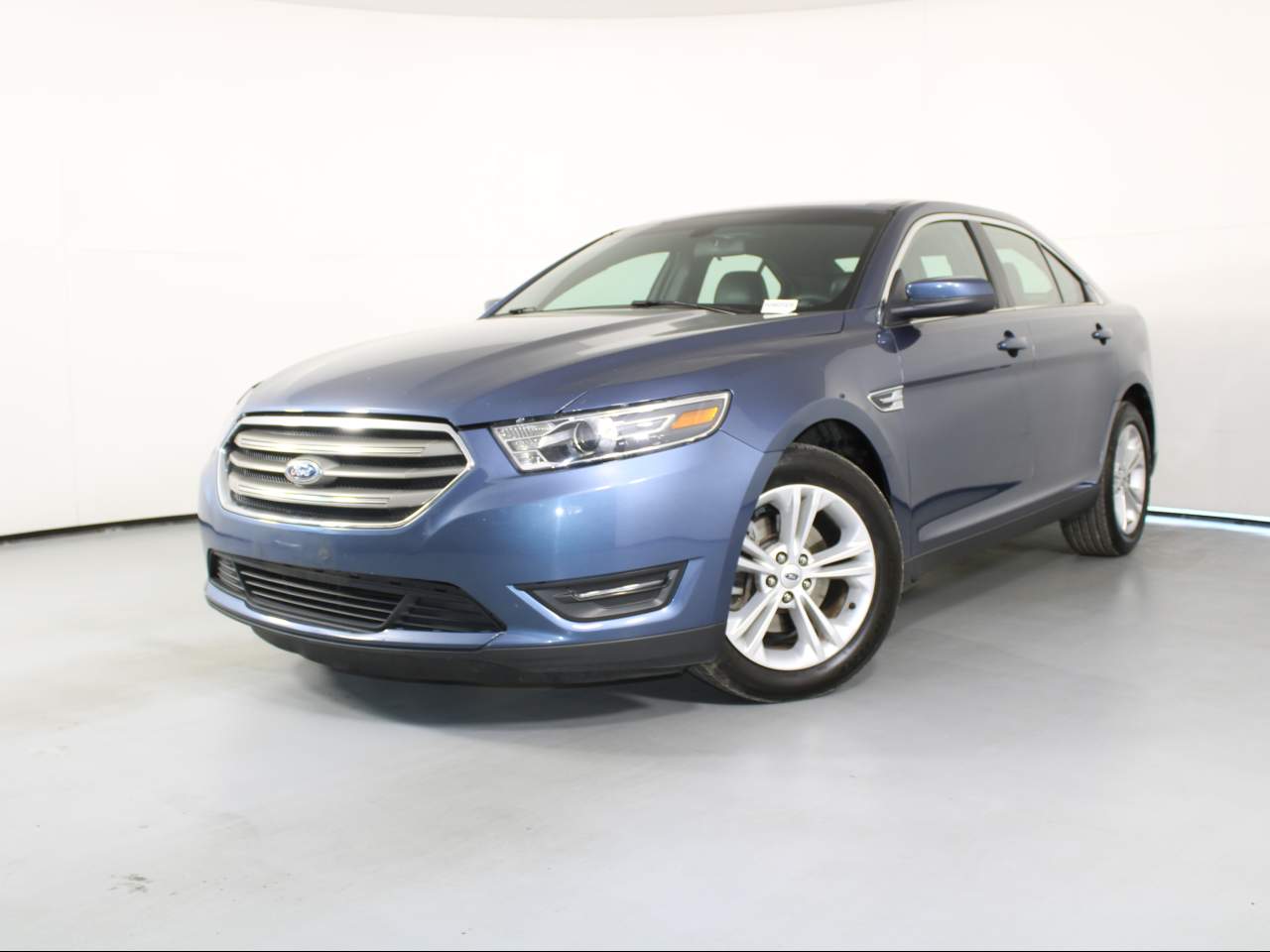 2019 Ford Taurus SEL