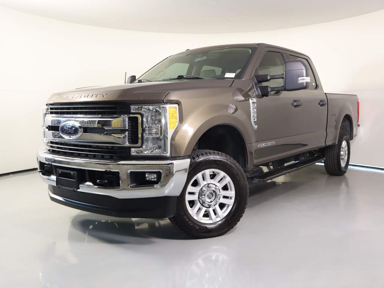 2017 Ford F-250 Super Duty XLT Crew Cab