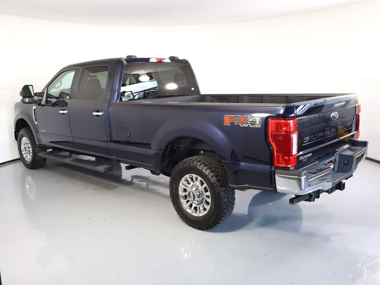 2021 Ford F-350 Super Duty XLT Crew Cab