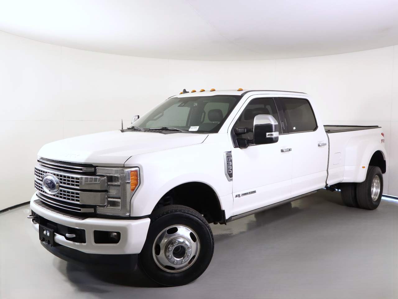 2019 Ford F-350 Super Duty Platinum Crew Cab