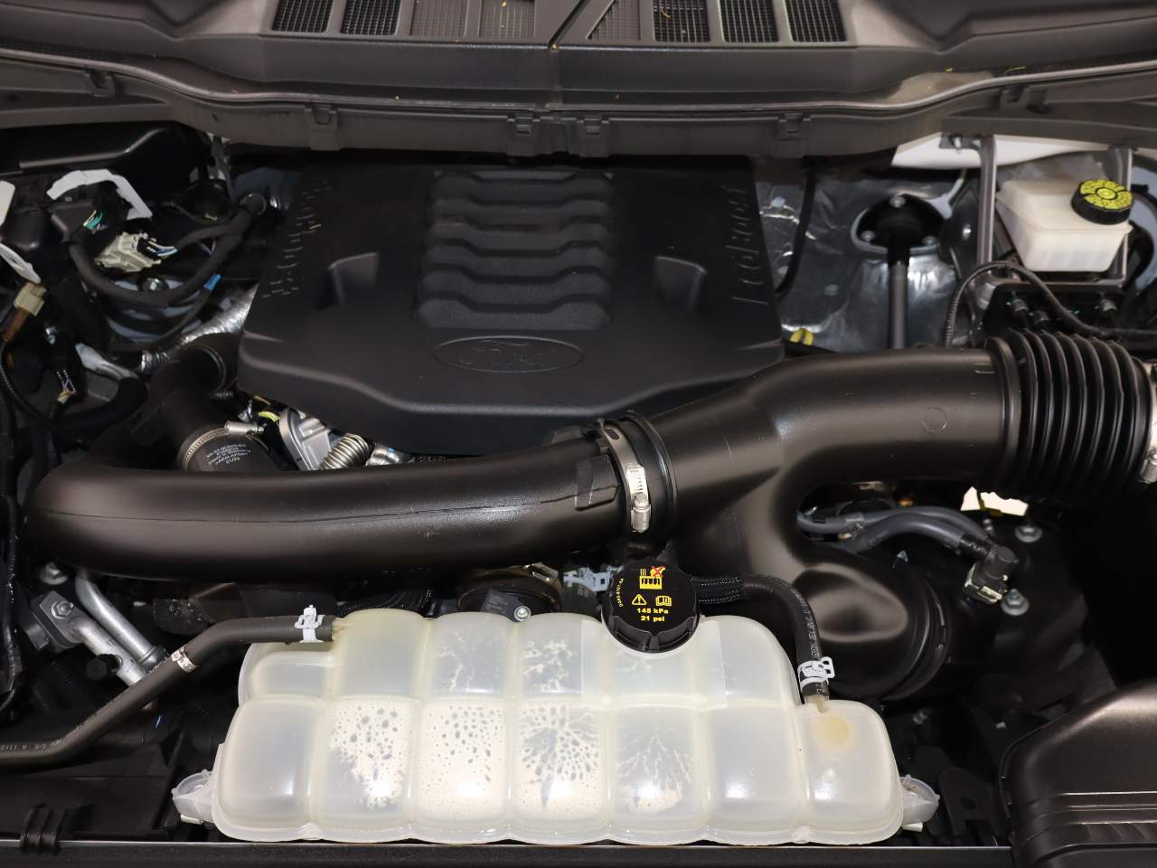 2023 Ford F-150 XLT Crew Cab