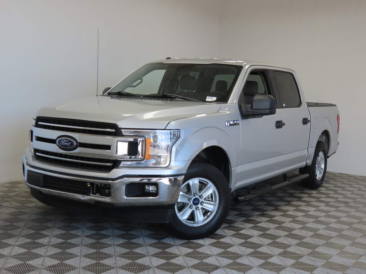 2018 Ford F-150 XLT Crew Cab