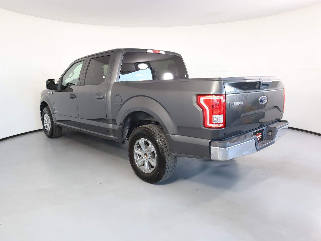 Used 2016 Ford F-150 XLT with VIN 1FTEW1CGXGFA16359 for sale in Tucson, AZ