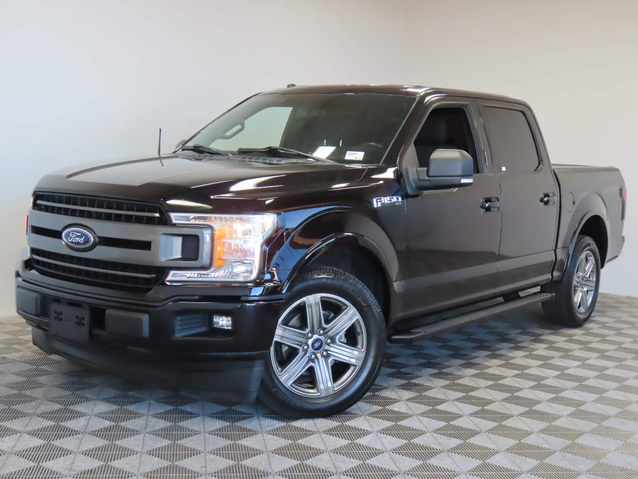 2018 Ford F-150 XLT Crew Cab