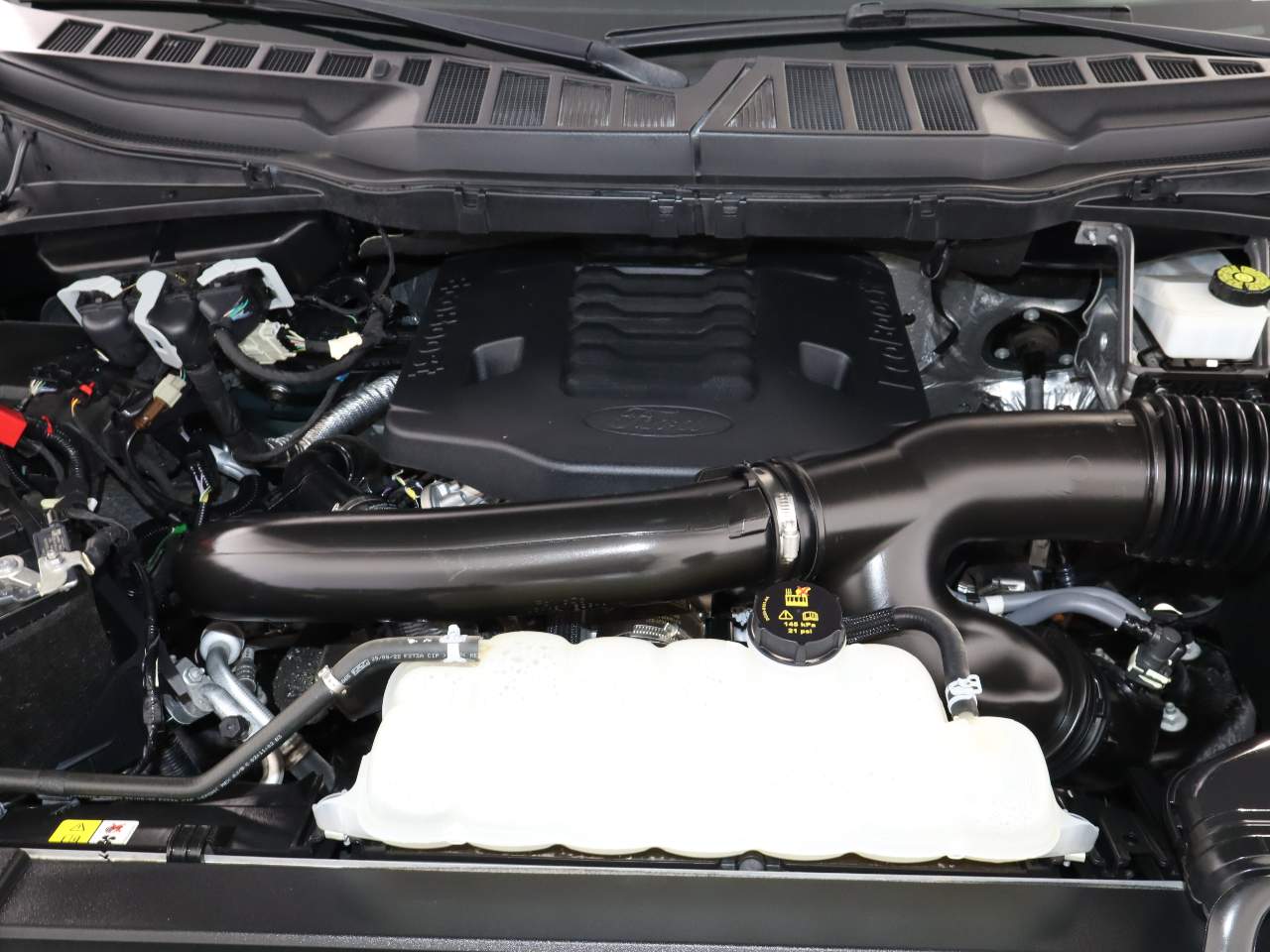 2022 Ford F-150 XLT Crew Cab