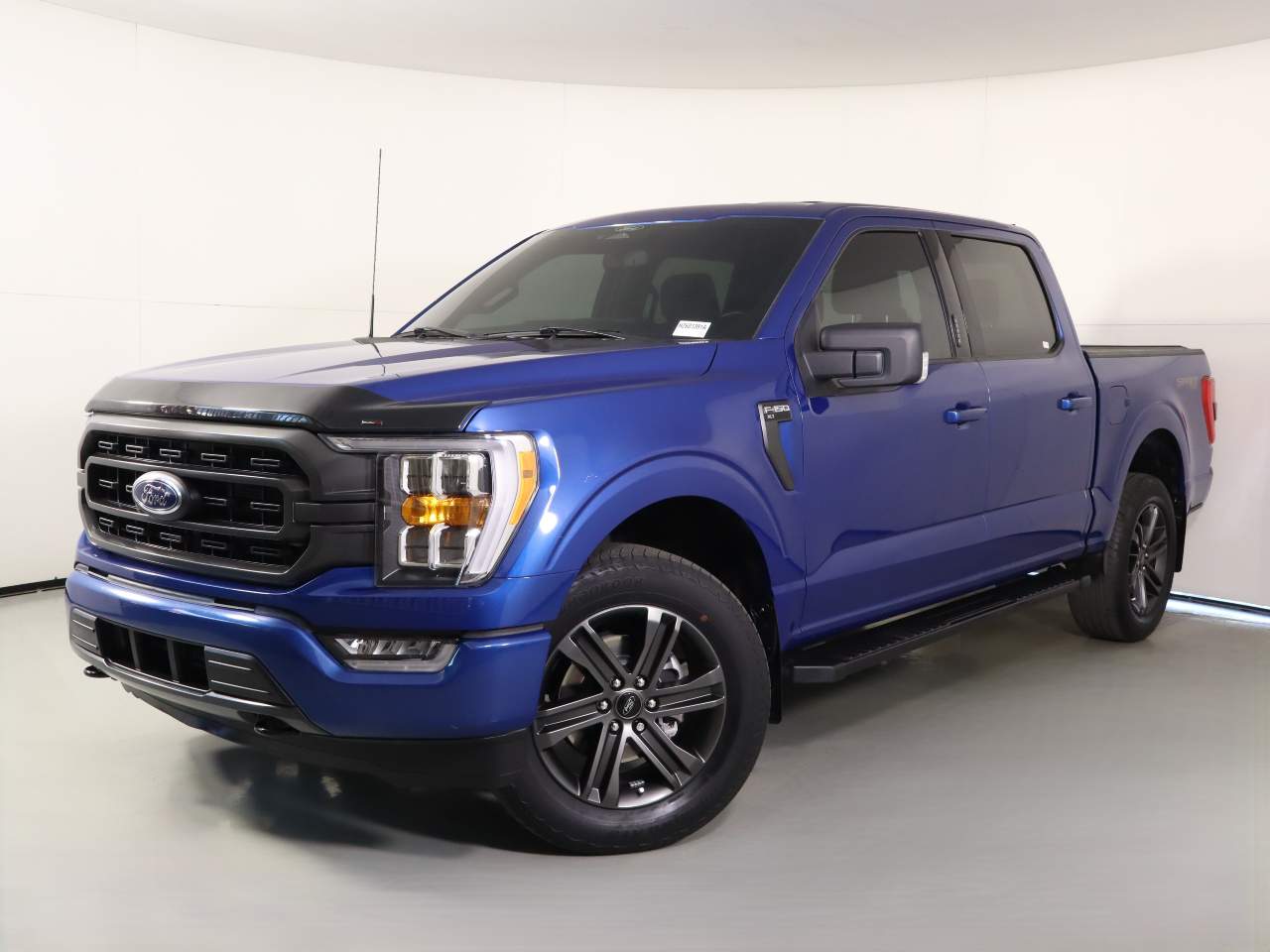 2022 Ford F-150 XLT Crew Cab