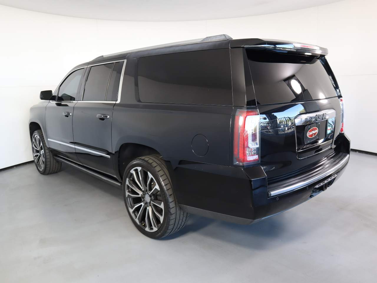 Used 2016 GMC Yukon XL Denali with VIN 1GKS2HKJ2GR380430 for sale in Tucson, AZ