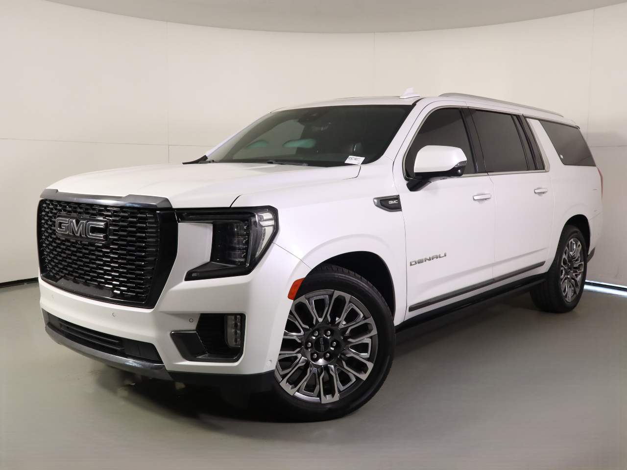 2023 GMC Yukon XL