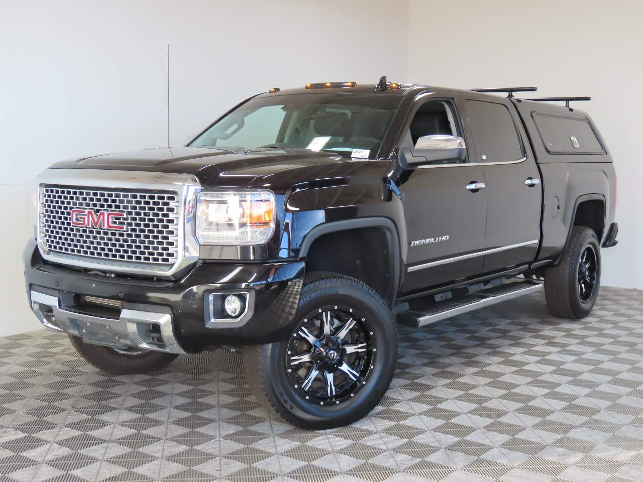 2015 GMC Sierra 2500HD Denali Crew Cab