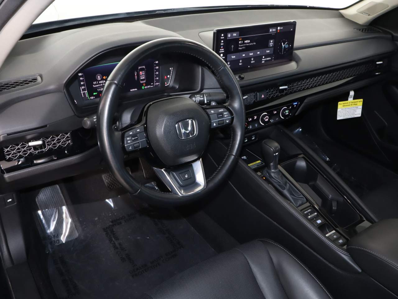 2025 Honda Accord Hybrid Touring - Photo 9
