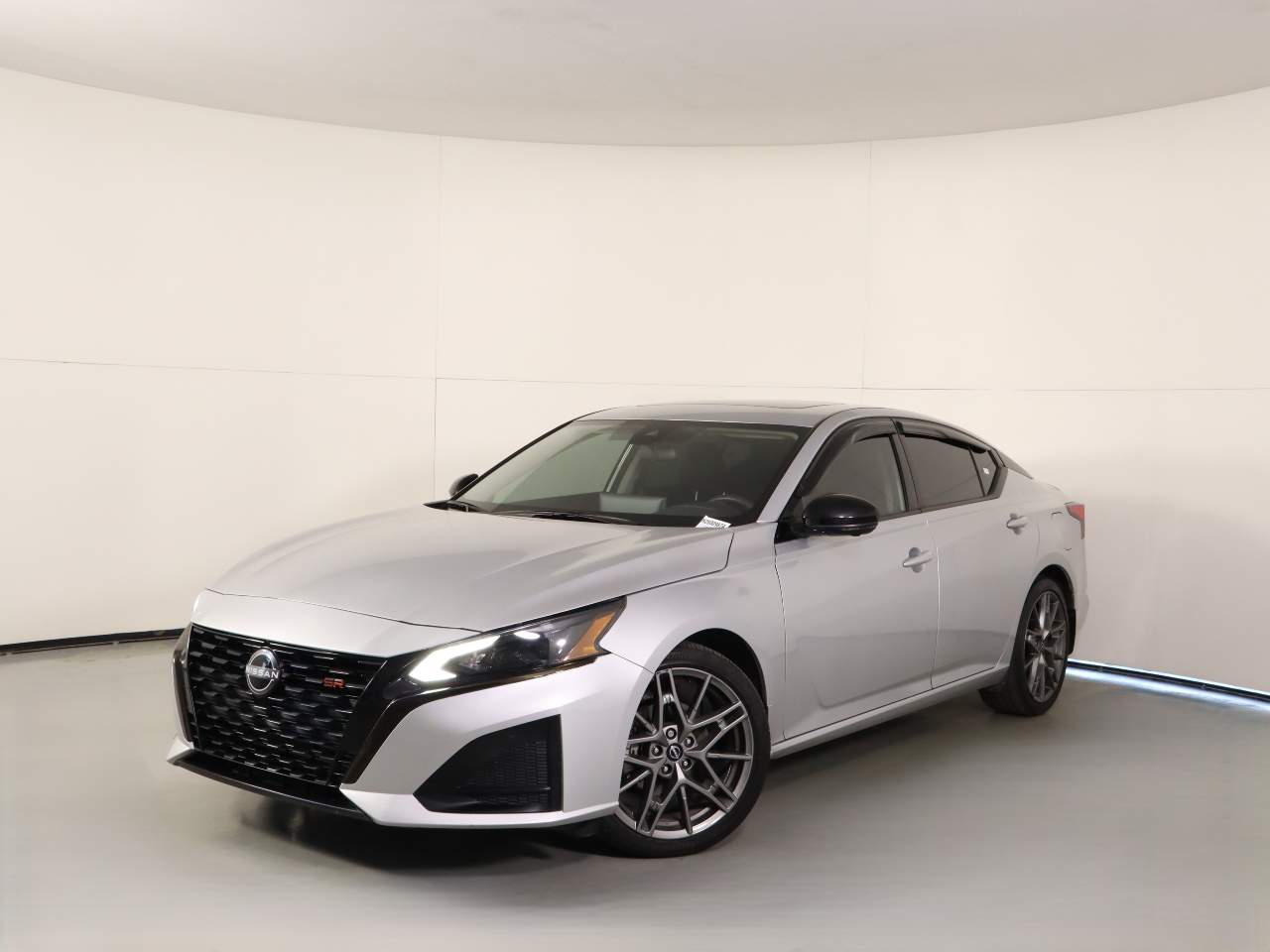 2023 Nissan Altima 2.0 SR