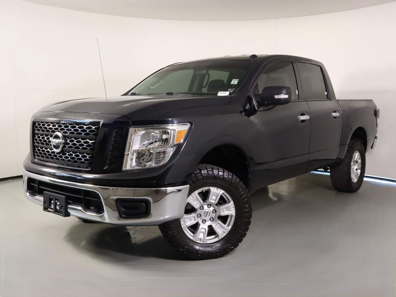 2019 Nissan Titan Platinum Reserve Crew Cab