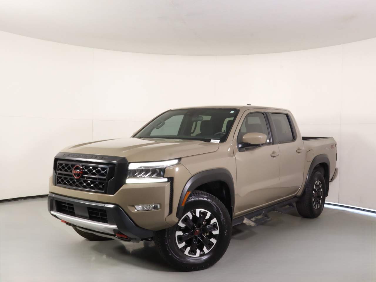 2024 Nissan Frontier PRO-4X Crew Cab