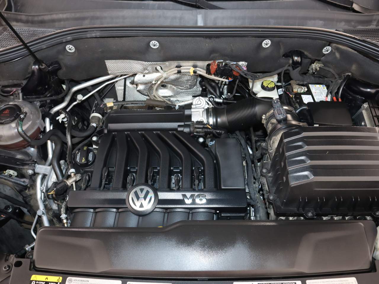 2020 Volkswagen Atlas Cross Sport V6 SEL Premium 4Motion