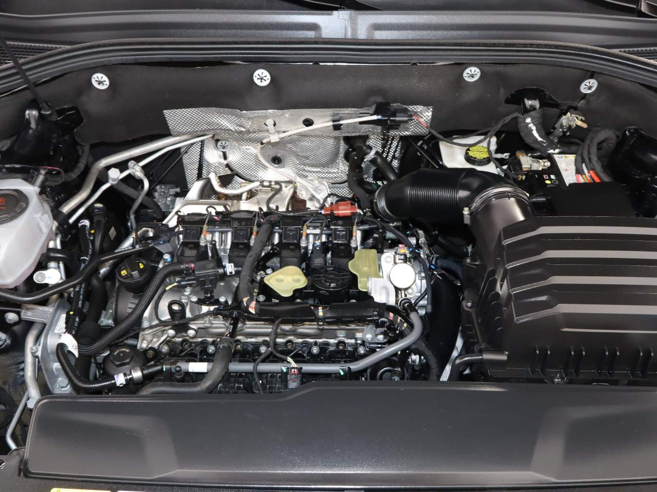 2025 Volkswagen Atlas SE
