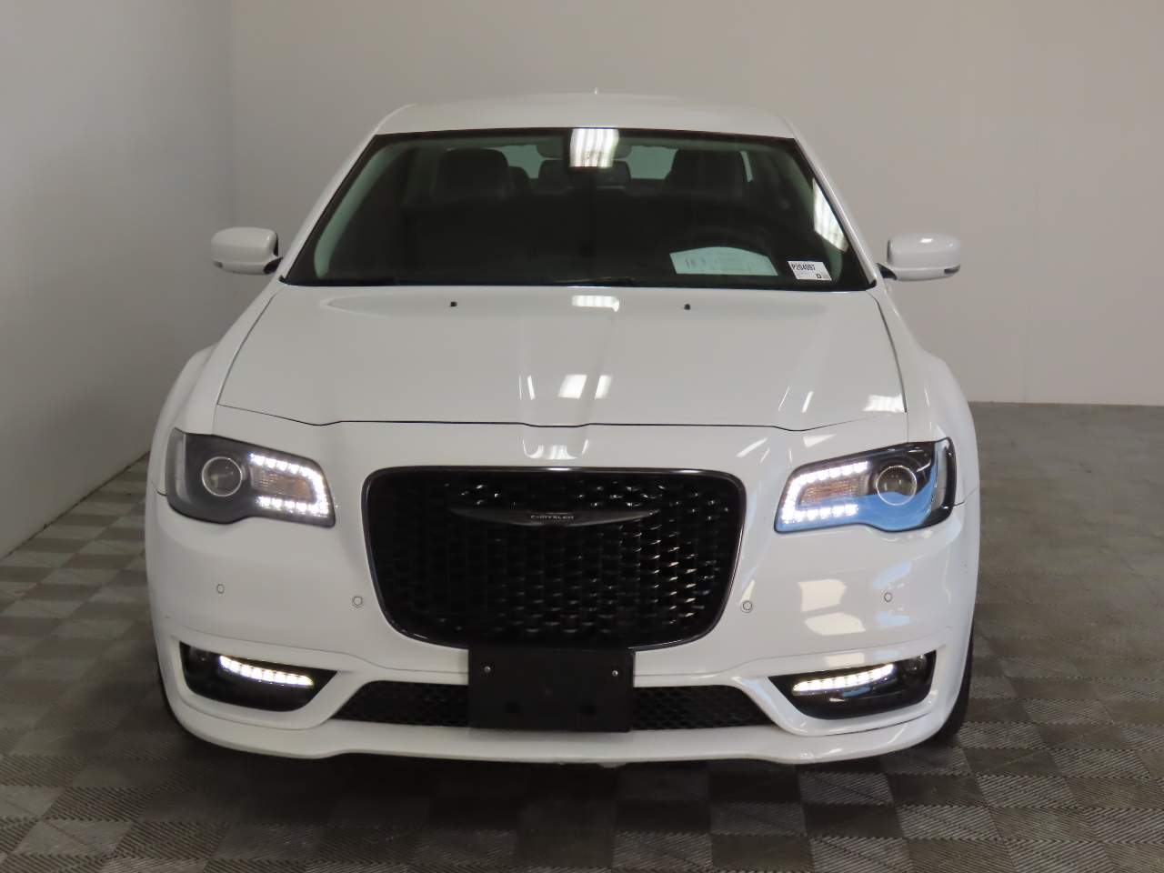 2022 Chrysler 300 Touring L