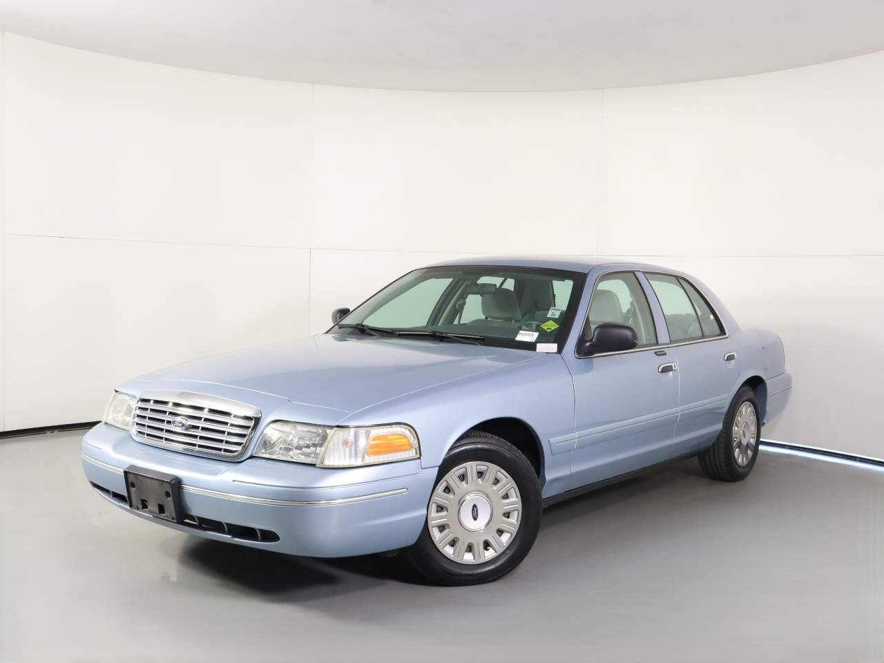2003 Ford Crown Victoria