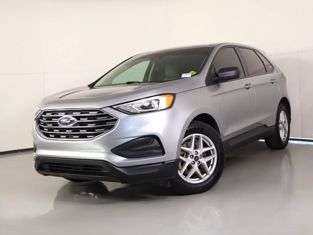 2021 Ford Edge SE