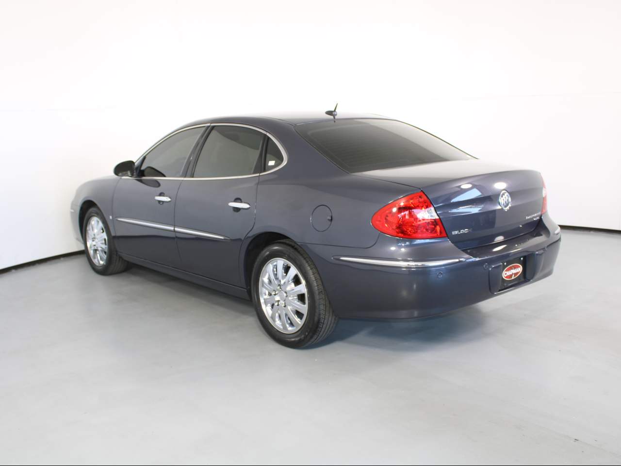 Used 2008 Buick LaCrosse CXL with VIN 2G4WD582881207975 for sale in Tucson, AZ