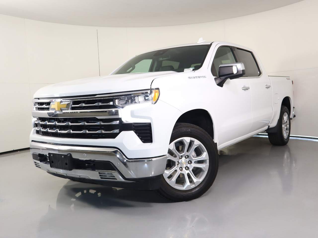 2023 Chevrolet Silverado 1500 LTZ Crew Cab