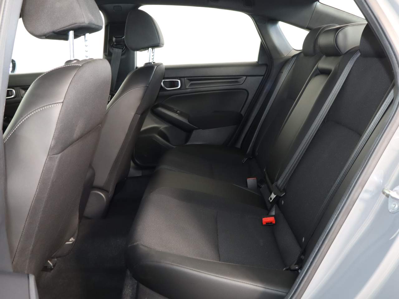 2025 Honda Civic Sport - Photo 15