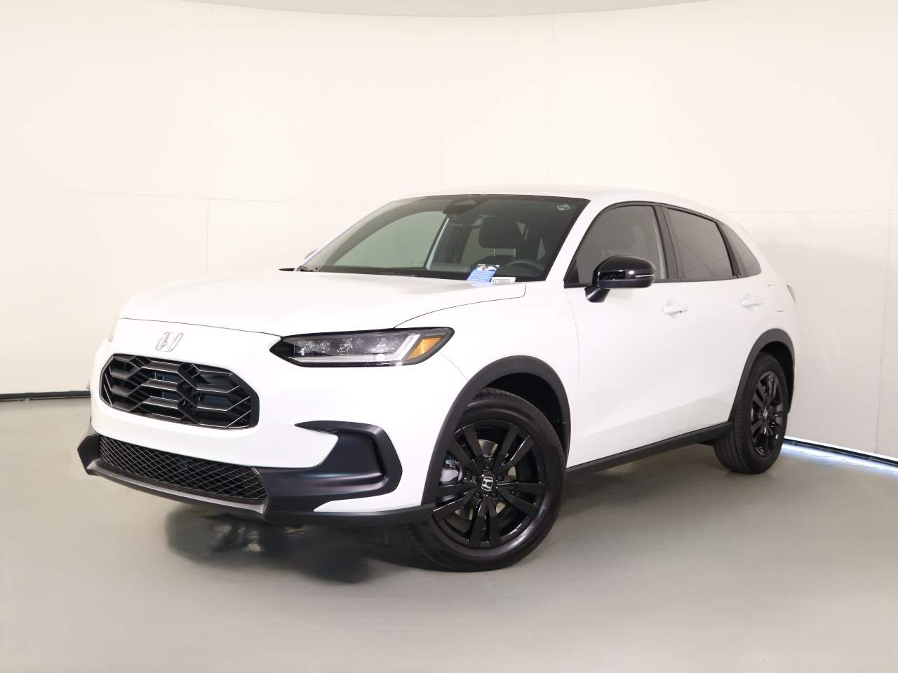 Platinum White Pearl 2027 Honda HR-V SUV / Crossover Front-Wheel Drive