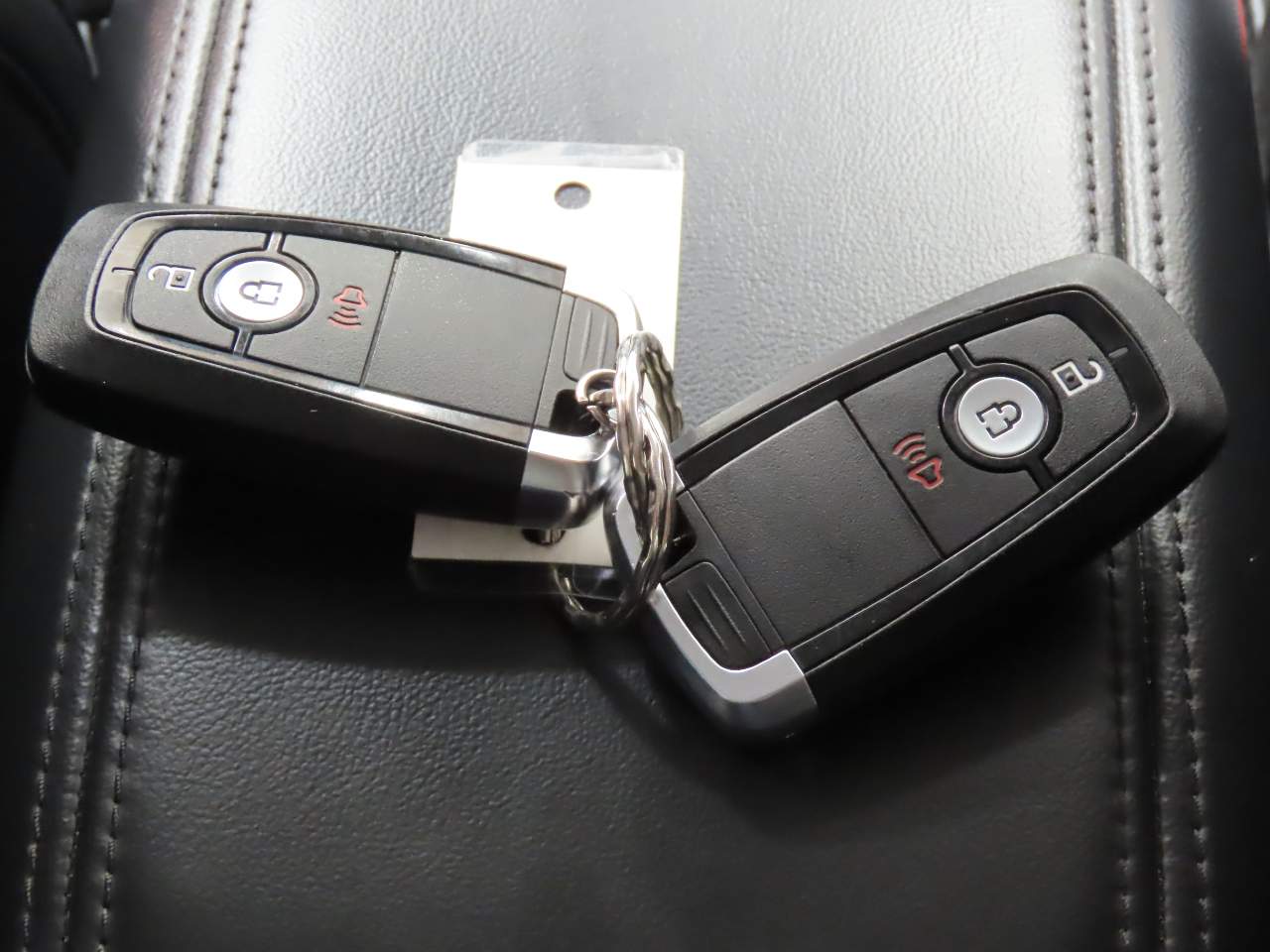 2023 Ford Maverick Lariat Crew Cab