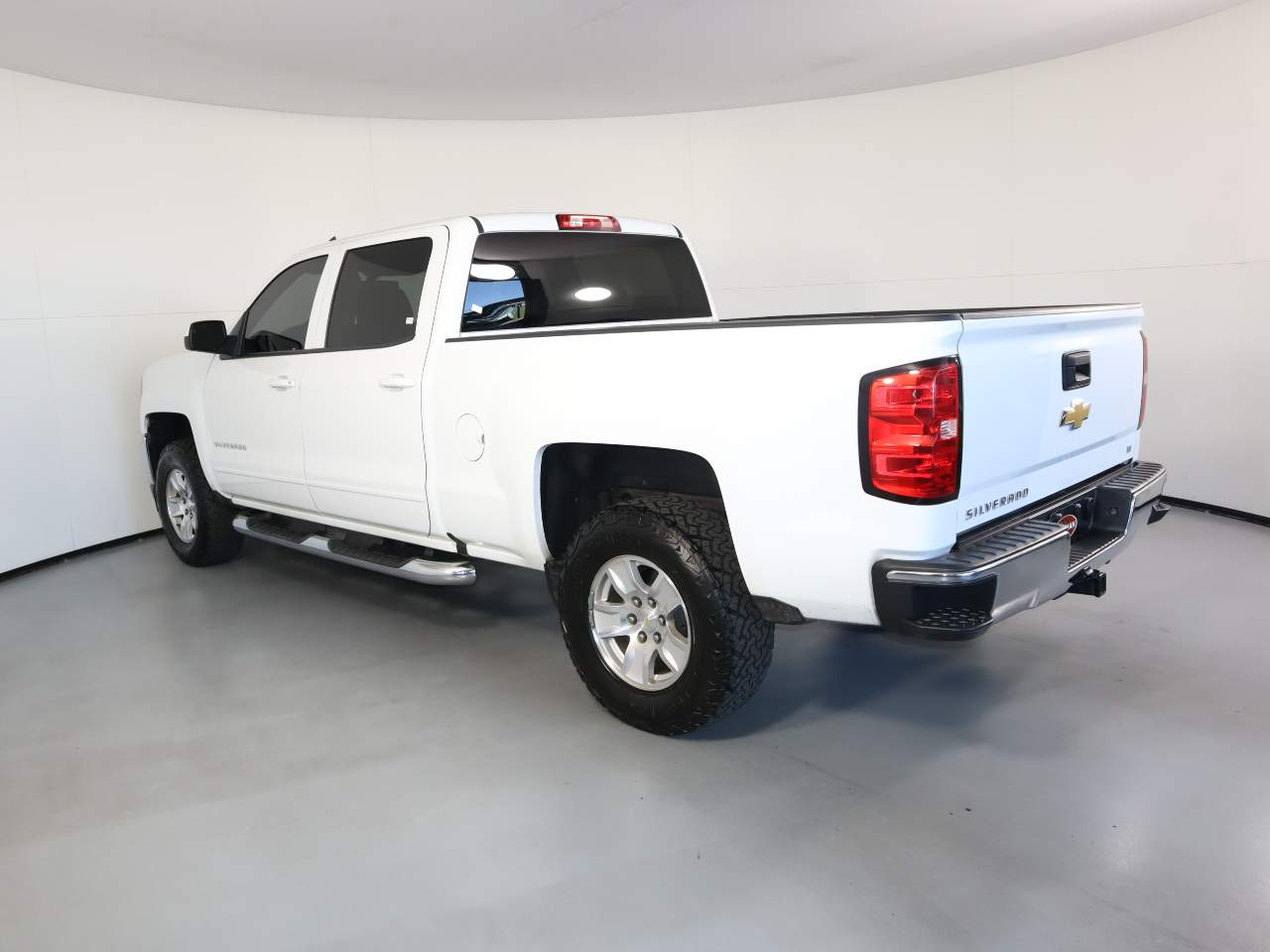 Used 2018 Chevrolet Silverado 1500 LT with VIN 3GCUKREC4JG415144 for sale in Tucson, AZ