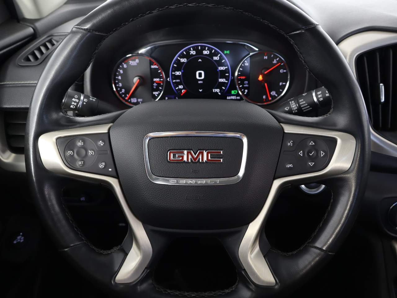 2024 GMC Terrain Denali - Photo 13