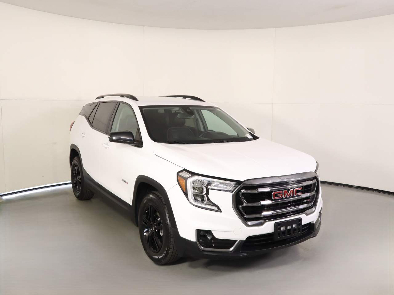 2024 GMC Terrain AT4 - Photo 5