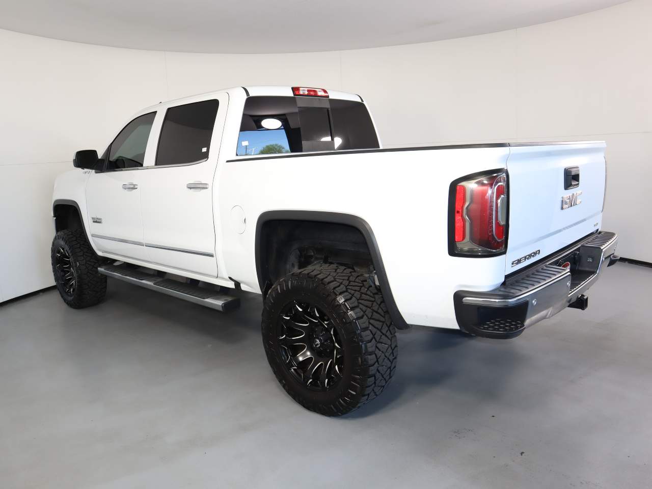 Used 2016 GMC Sierra 1500 SLT with VIN 3GTU2NECXGG198443 for sale in Tucson, AZ