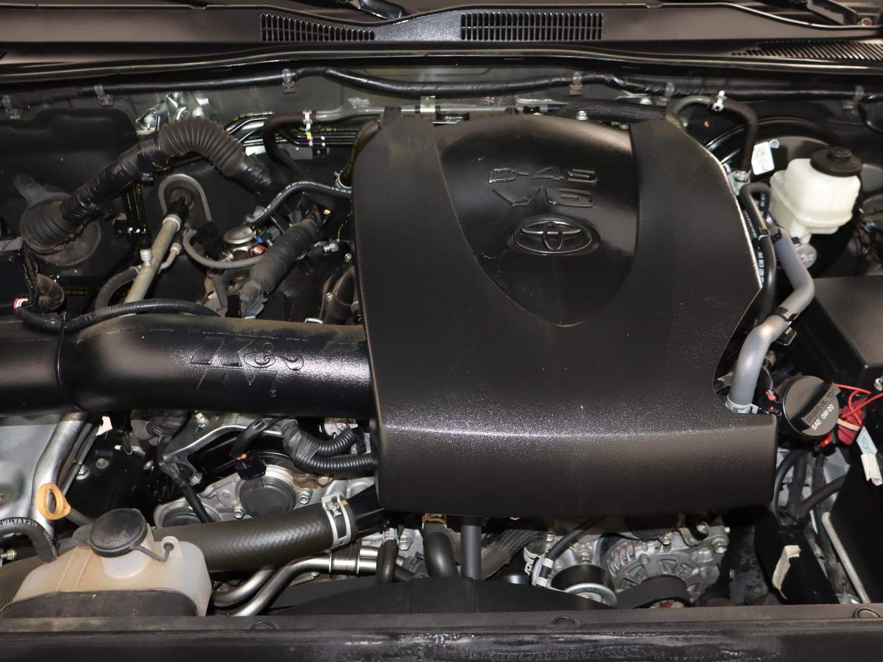 2022 Toyota Tacoma SR5 V6 Crew Cab