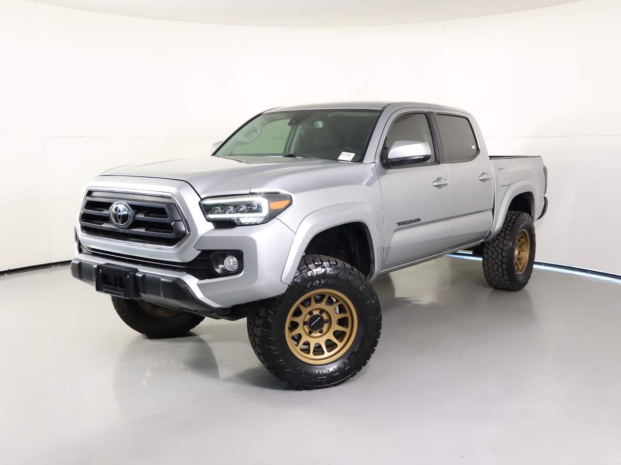 2022 Toyota Tacoma SR5 V6 Crew Cab