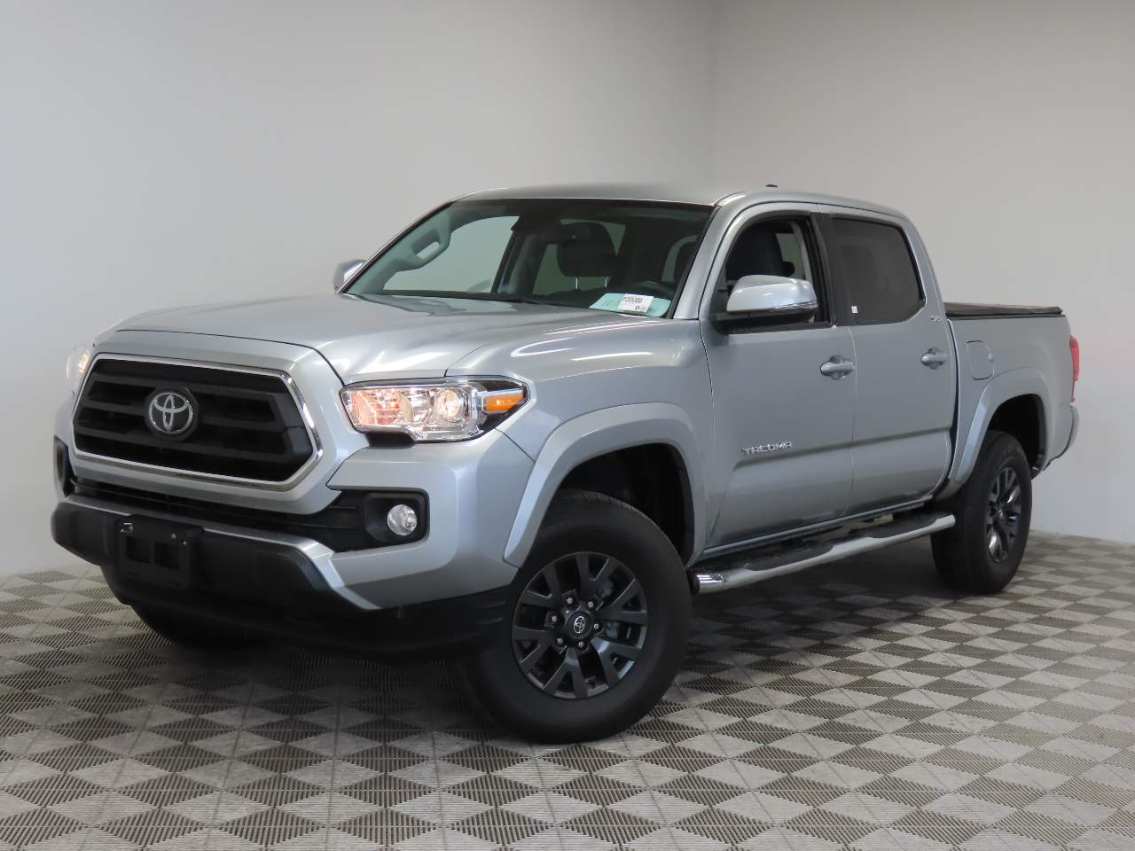 2022 Toyota Tacoma SR V6 Crew Cab