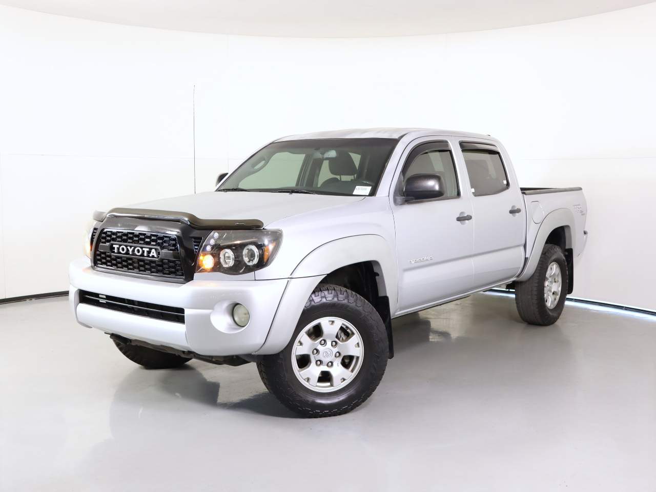 2010 Toyota Tacoma PreRunner V6 Crew Cab