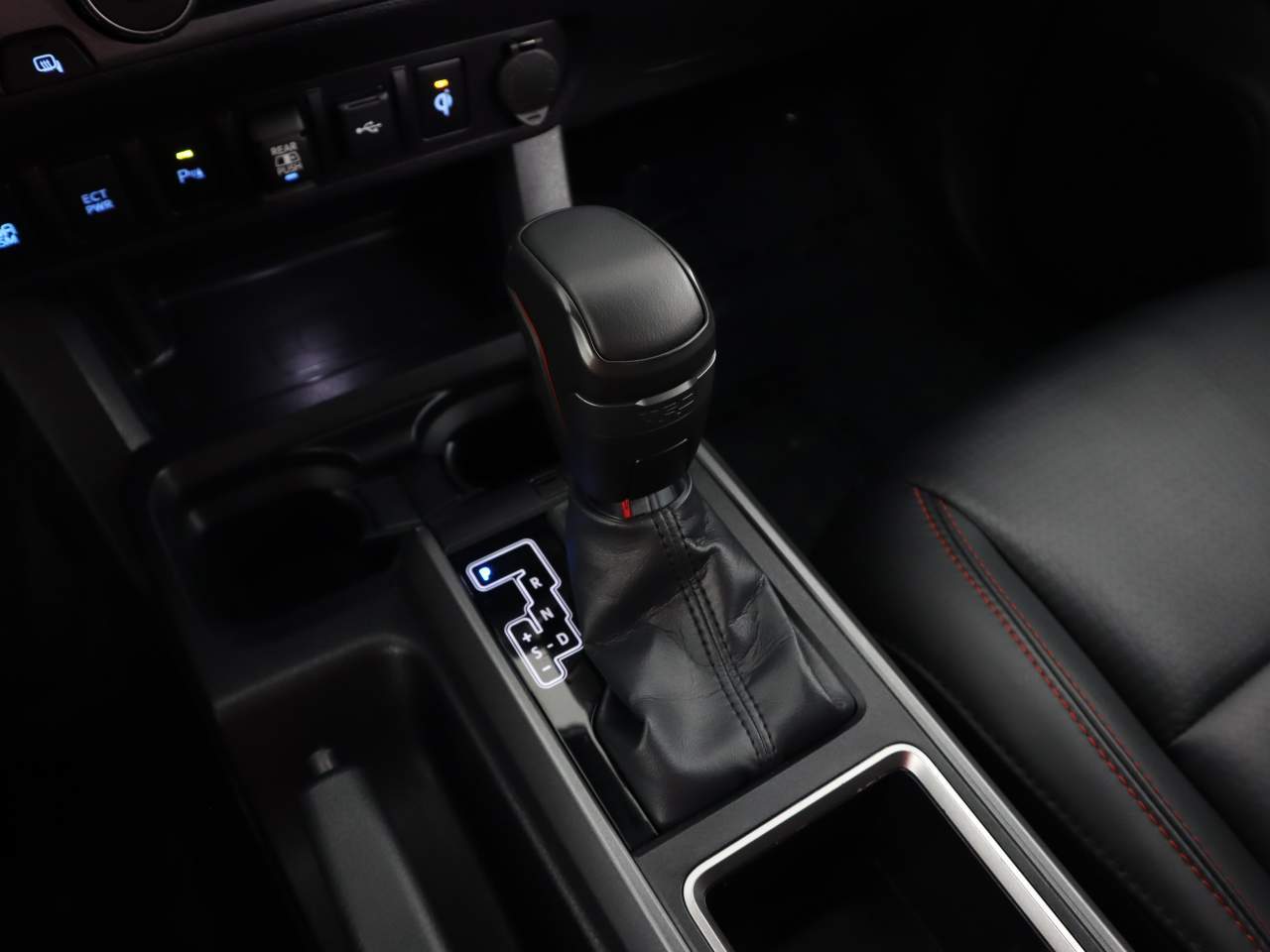2022 Toyota Tacoma TRD Pro - Photo 11