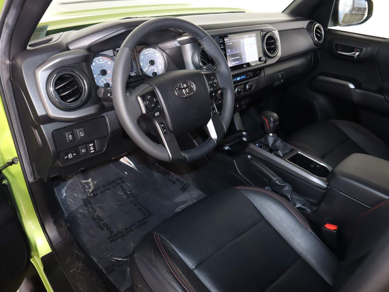 2022 Toyota Tacoma TRD Pro - Photo 8