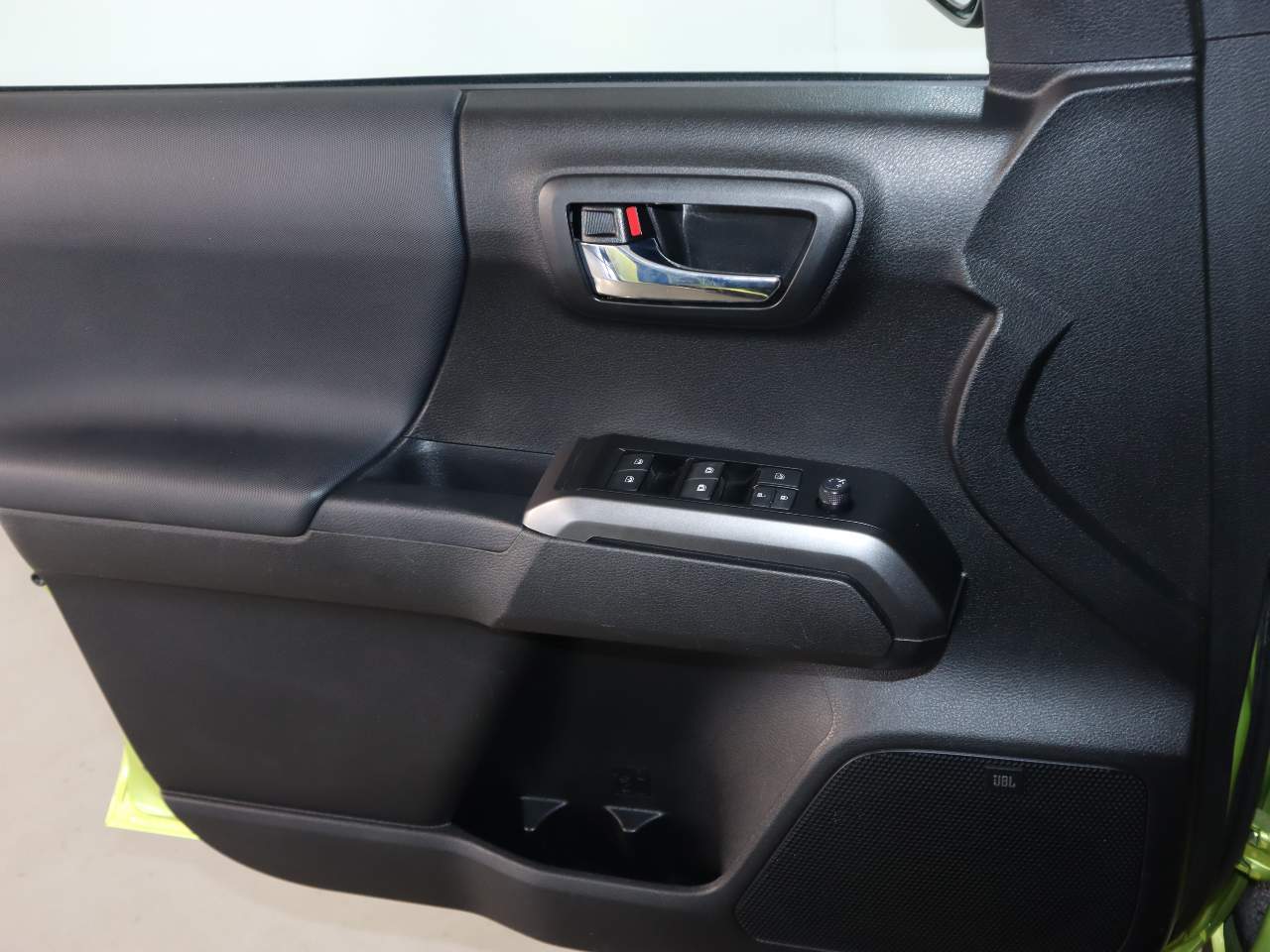 2022 Toyota Tacoma TRD Pro - Photo 16