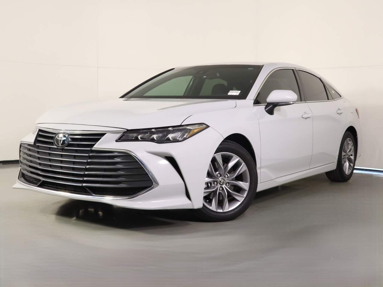 2022 Toyota Avalon XLE