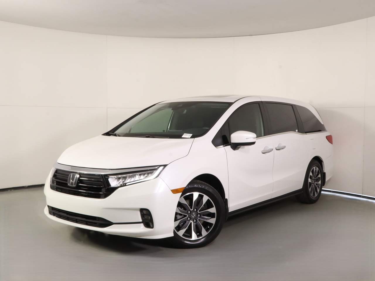White 2024 Honda Odyssey EX-L FWD Minivan Front-Wheel Drive Automatic