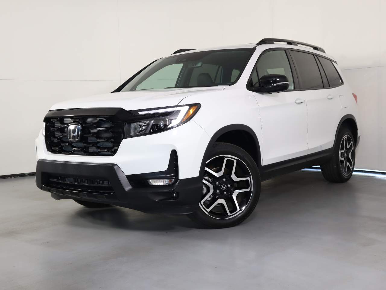 2023 Honda Passport Elite