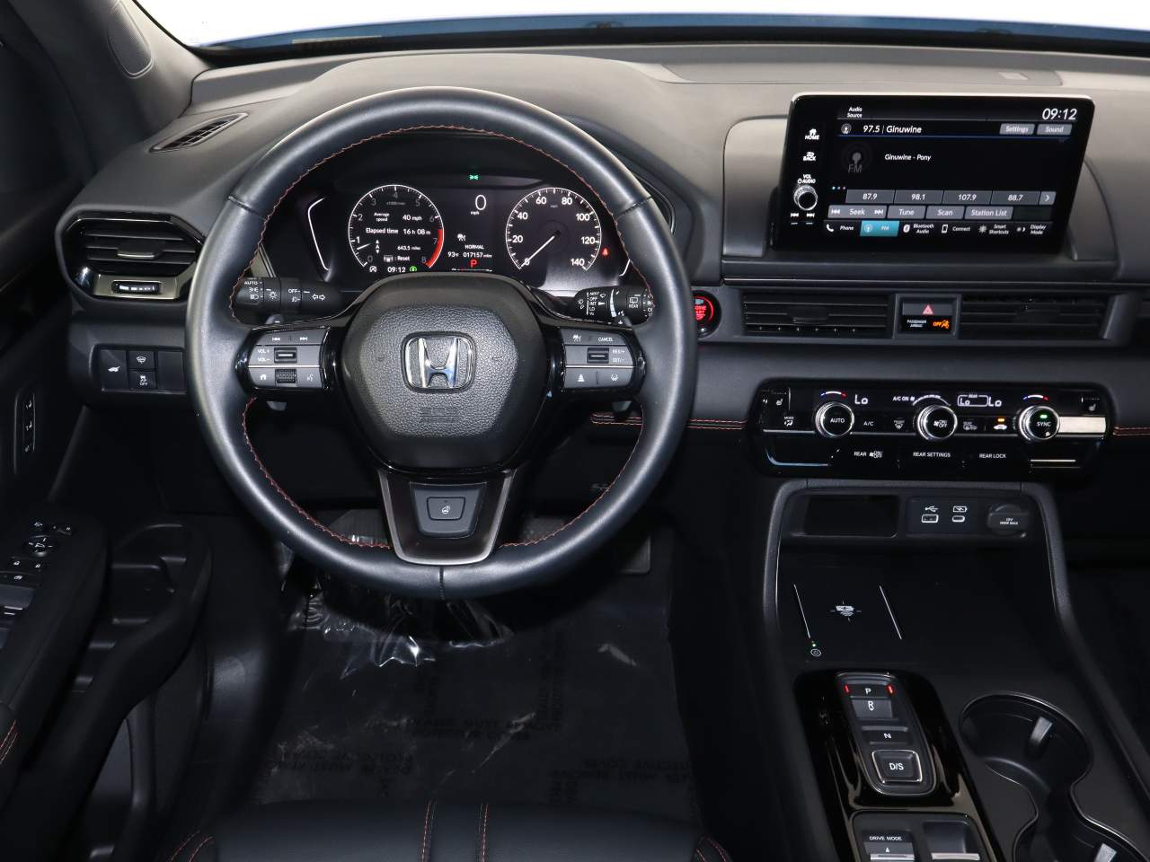 2025 Honda Pilot TrailSport - Photo 10