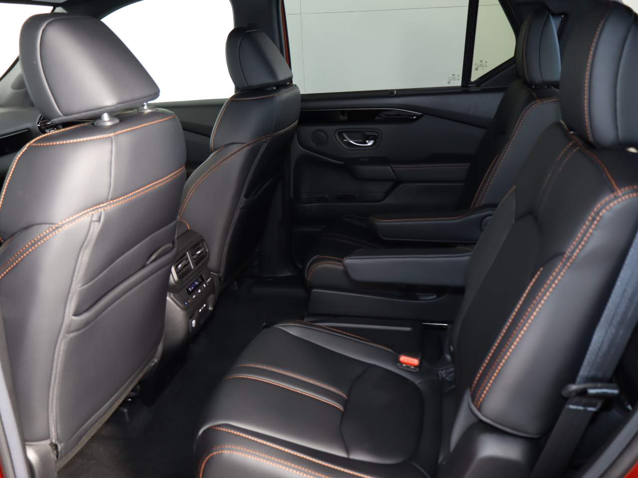 2025 Honda Pilot TrailSport - Photo 11