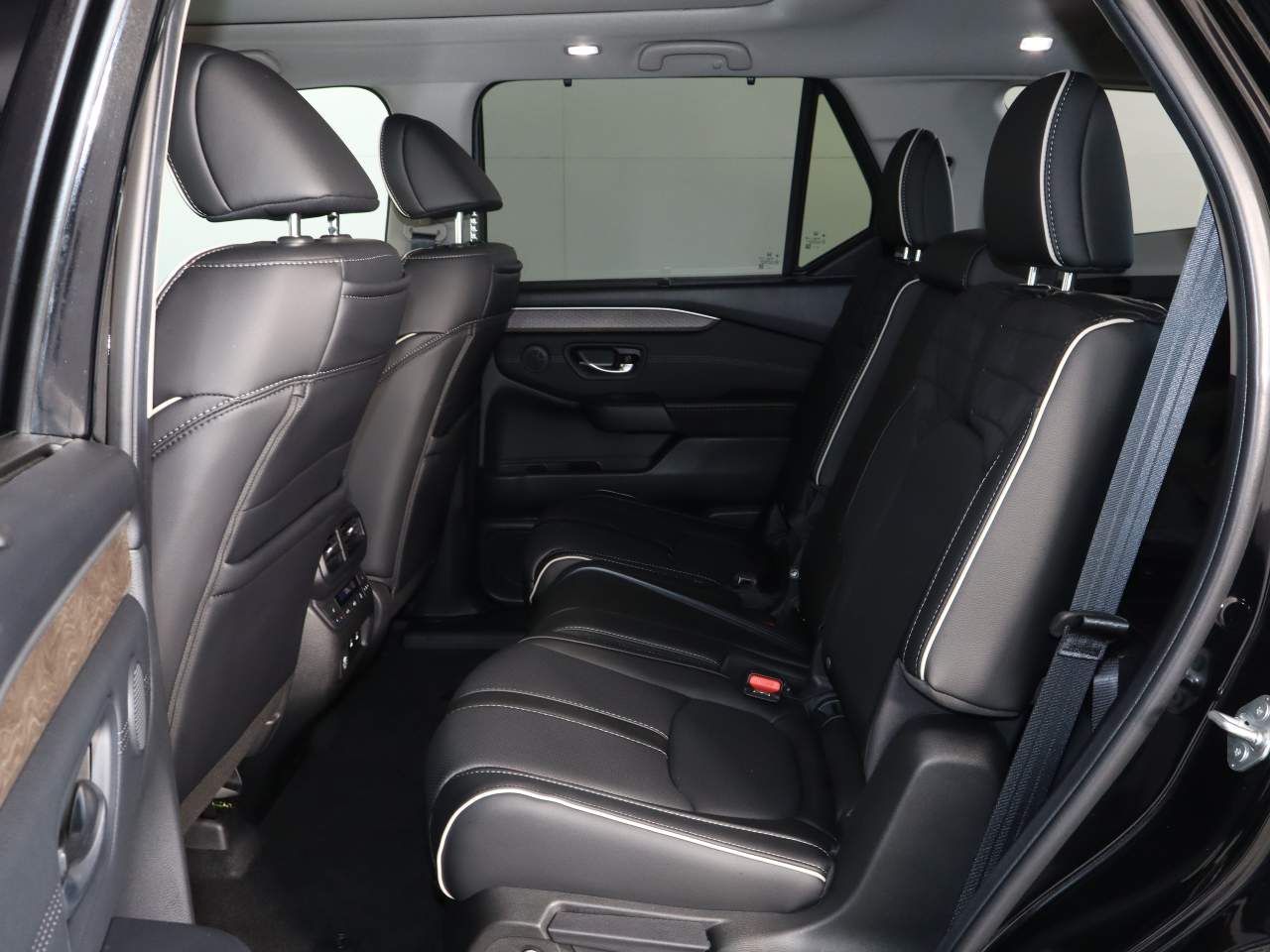 2026 Honda Pilot Elite - Photo 16