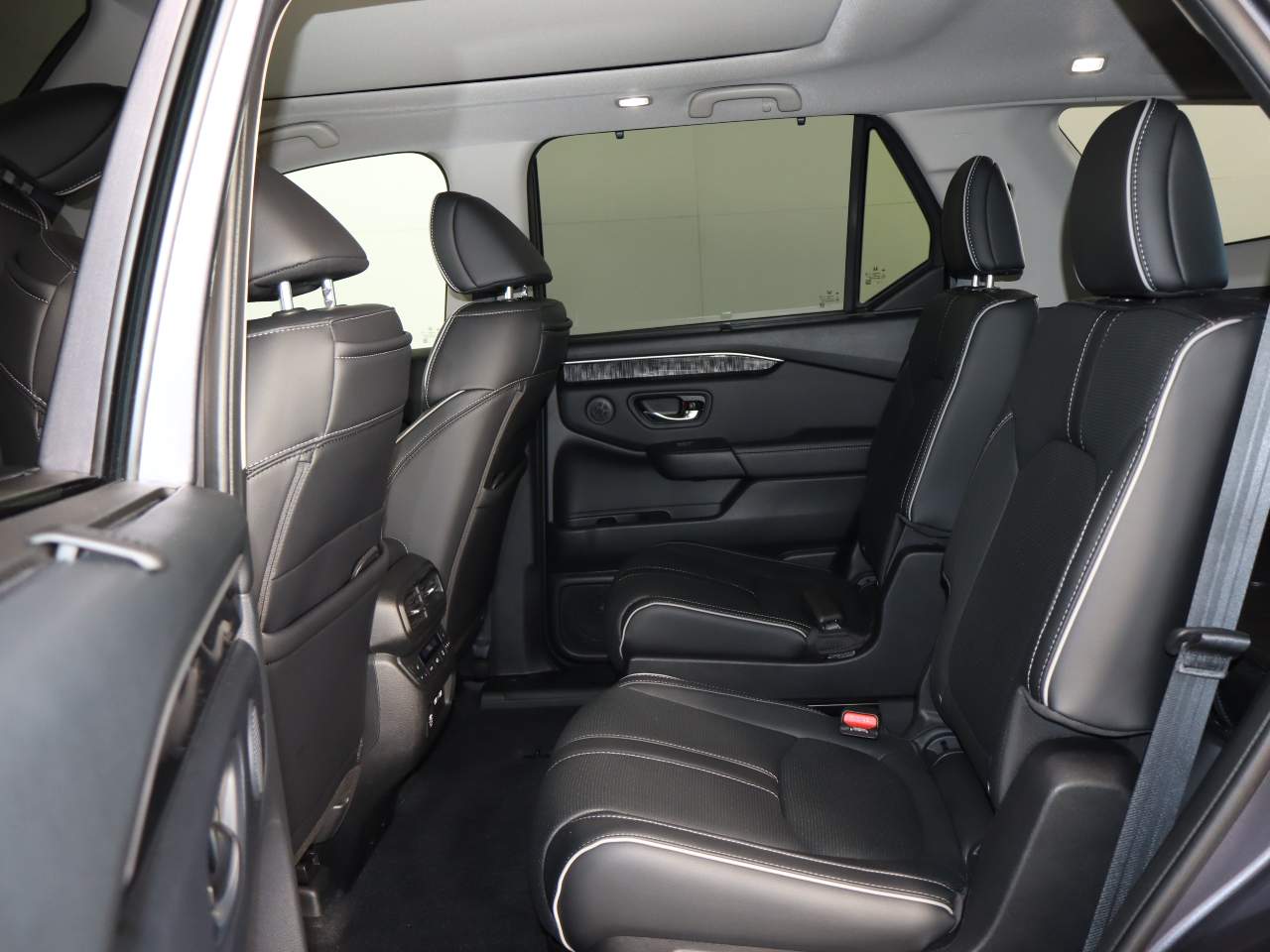 2023 Honda Pilot Elite - Photo 14